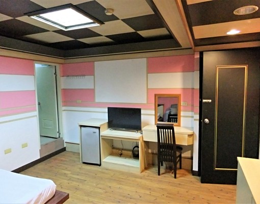 大東夜市台南大學新樓醫院電梯套房E319 - Image 3