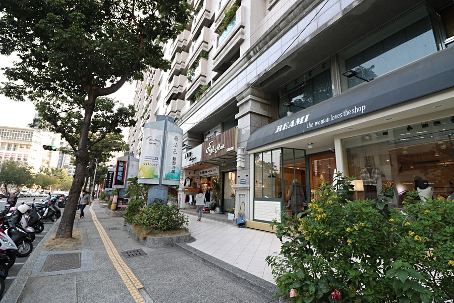 店家林立