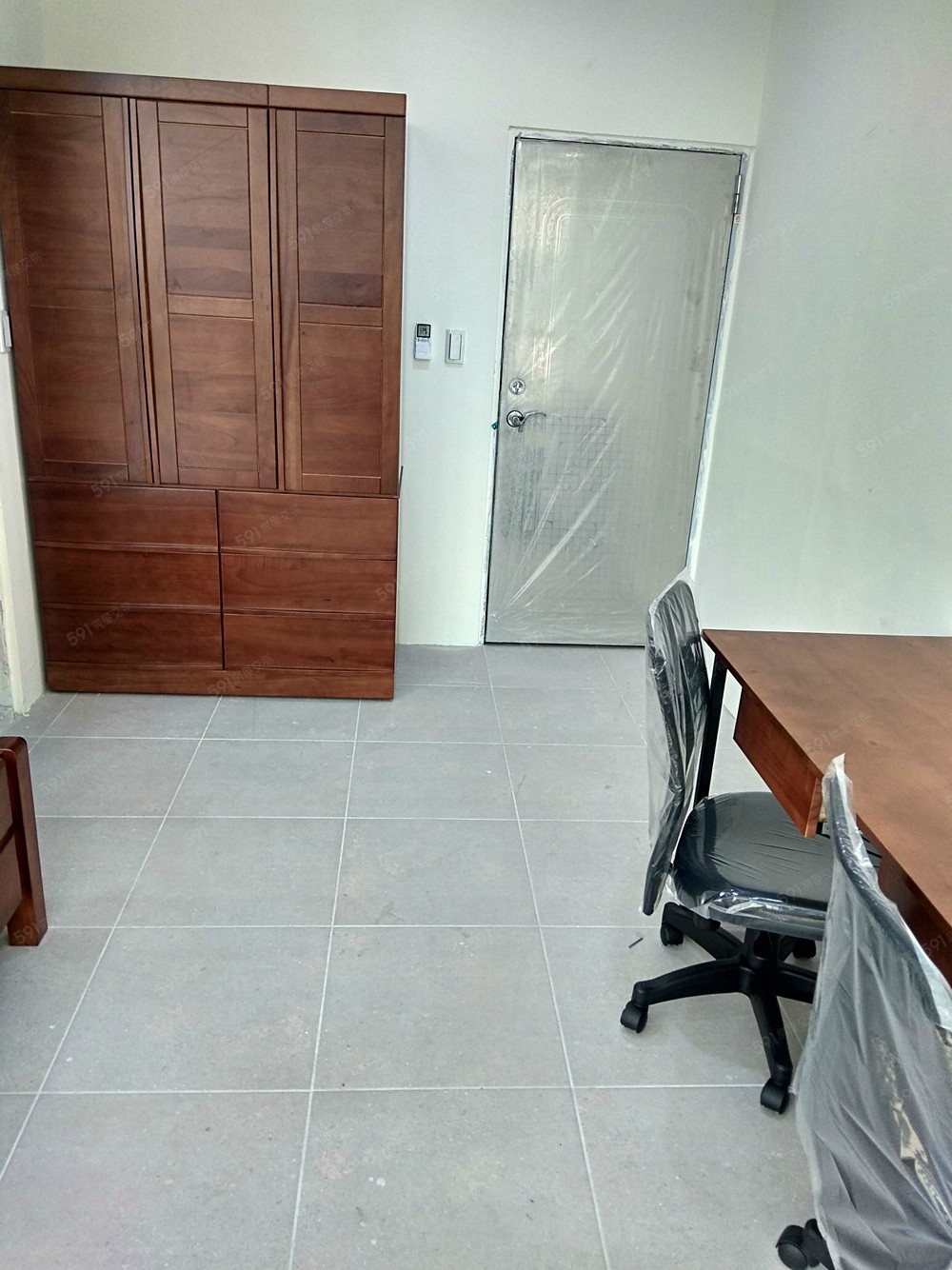 全新樟木實木大衣櫃