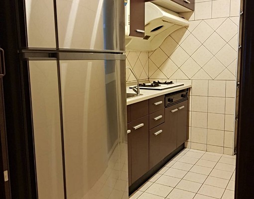 三多商圏捷運明亮優質2+1房全新衛浴變頻冷氣3台 - Image 3