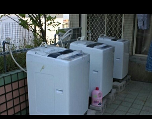 雙連捷運站出口，附家具家電精緻套房 - Image 8