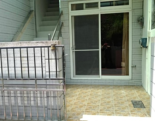 礁溪市區溫泉套房出租~1樓店面/自住適宜 - Image 1