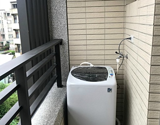 市區頂級電梯套房.獨洗獨立陽台.可租補 - Image 14