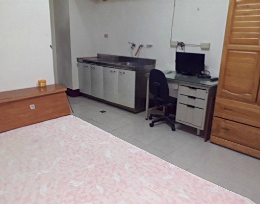 ★租屋補助★電梯套房★免費停車場★一只皮箱馬上入住★ - Image 2