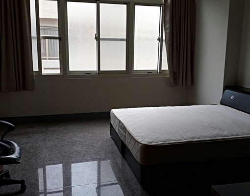 沙鹿家樂福全新9坪套房 - Image 5