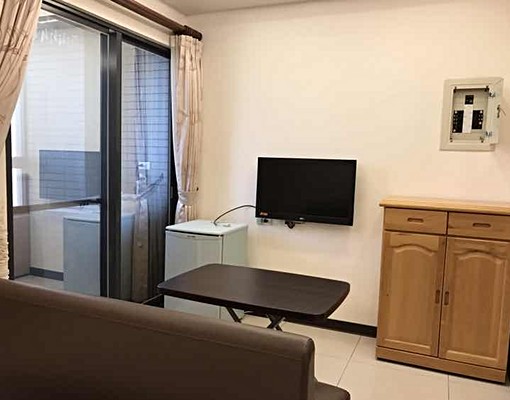 中華路二段近民生路民權路~巨城百貨旁 - Image 5