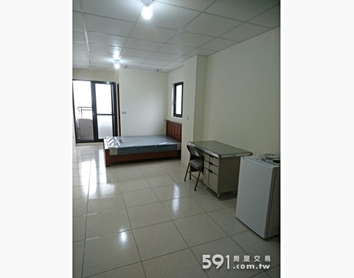 興仁夜市~9000元電T陽台獨洗套房 - Image 5