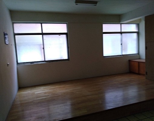 透天採光通風.屋頂加蓋可曬衣.適合小家庭 - Image 5