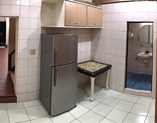 *可短租*近六合夜市*四大房*六至七人宿舍*六合中華路口 - Image 11