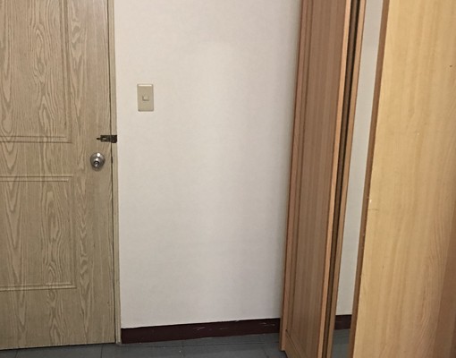 雅房出租，光線充足，不西曬，安靜 - Image 4