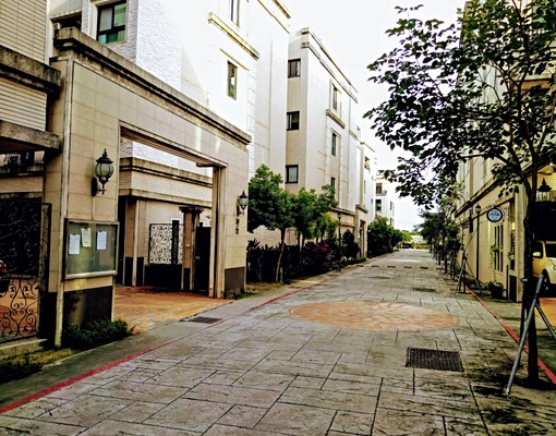 可租補，可養貓，專人收包裹及垃圾,近中信科大 - Image 8