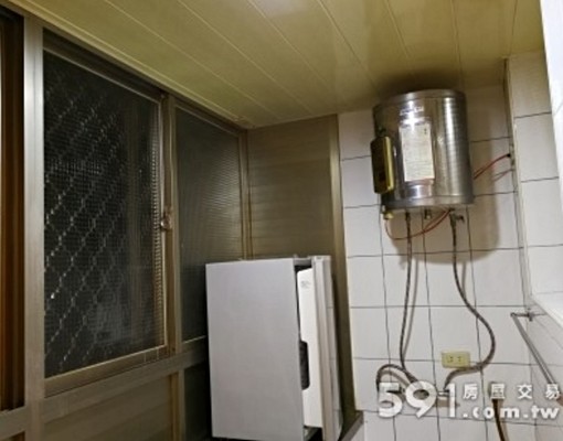 自租丹鳳捷運，四維市場，戶數少交通生活機能佳的套房 - Image 7