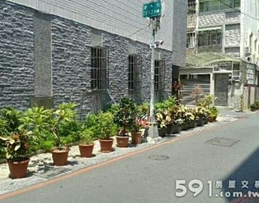 文藻附近之大坪數及每間有大窗戶的學生雅房 - Image 10