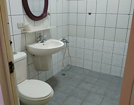 住家環境單純,交通方便 - Image 4