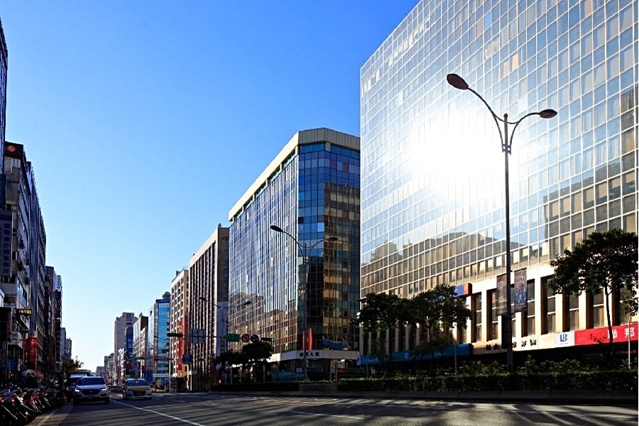 南京東路商圈堪稱台北華爾街。