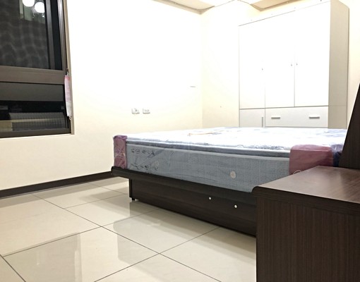 近龍科園區一卡皮箱兩房+車位 - Image 5