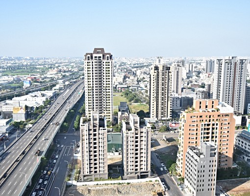 赫里翁臻愛-高樓視野戶-可租補-全新粉刷-漂亮2房有裝潢 - Image 2