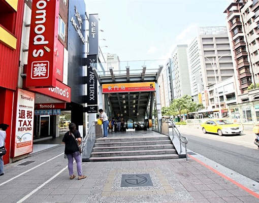 捷運東門站~正面金華國小套房 - Image 11