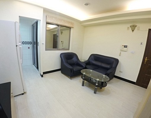 近新天地旁裝潢一房一廳貓可以 - Image 3