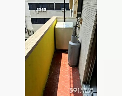 新興區超大16坪套房可炊大陽台適合小家庭 - Image 11