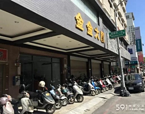 新興區超大16坪套房可炊大陽台適合小家庭 - Image 4