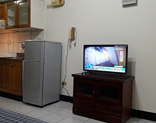 正市區雙電梯獨立套房附家電有廚房陽台 - Image 7