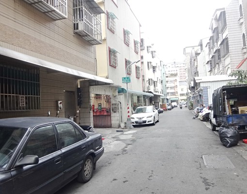 文藻學區典雅漂亮套房(有陽台) - Image 13