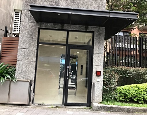 南港力麒村上爵士坡平大車位出租（含管理費） - Image 4