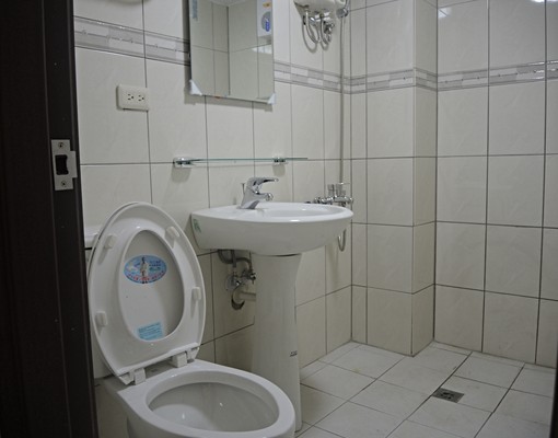 林森路西大路交叉旁南大路四維路可做工作室 - Image 8