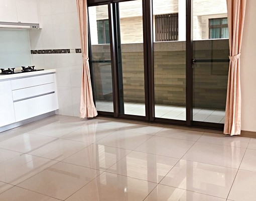 臨八德行政區,生活機能優,採光極佳 - Image 1