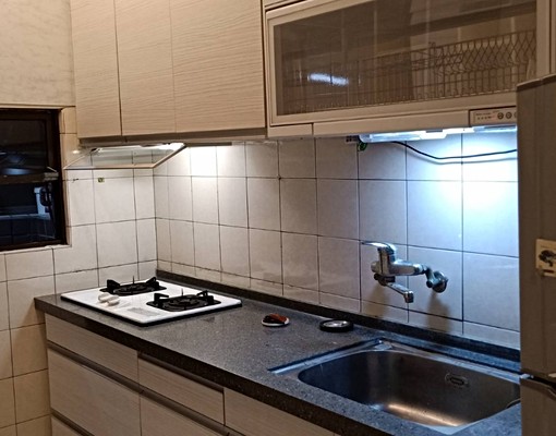 溫馨住家.全新裝修,隔音窗.安靜.舒適 - Image 2