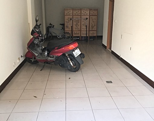 室內機車位,1層2戶,近新豐火車站/工業區 - Image 1