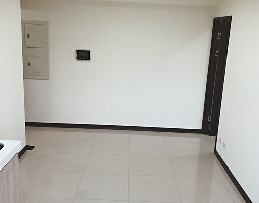 高鐵華泰宜家優質2+1房4台冷氣附車位 整層住家 新潤A18 591租屋 月租23,000元/月