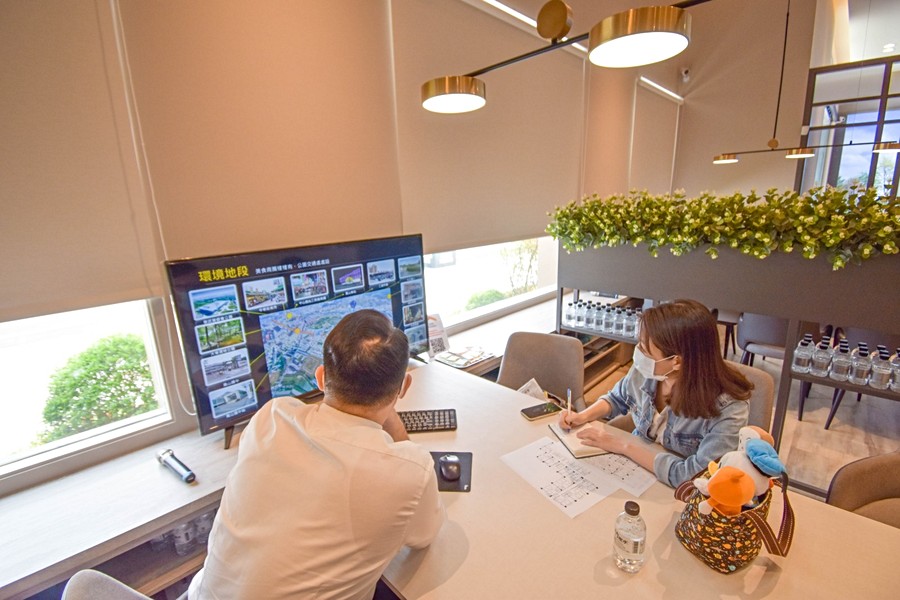 大家記得戴口罩唷~