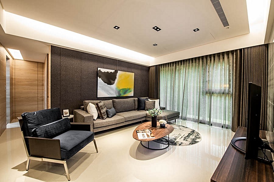 E2-2戶客廳可看向丹鳳山景