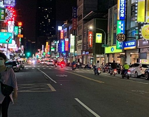 漢神商圈附家具電美裝潢1房1廳景觀住宅 - Image 6