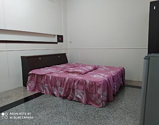 超大双人床全新家具.交誼吧檯+廚房甜甜價 - Image 1