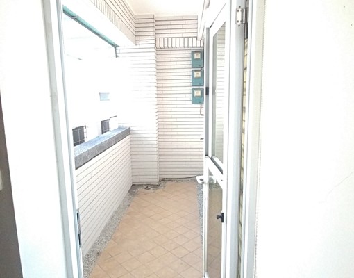 優質透天分租套房,近車站,捷運站,高醫 - Image 5