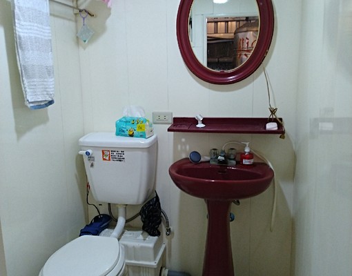 佛堂後小房間，不可帶葷食需早晚獻香包水電冷氣 - Image 6