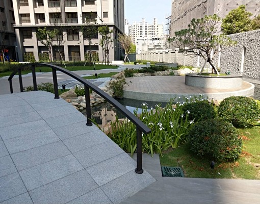 ~可租補~高鐵特區漂亮三房家具家電一應具全 - Image 3