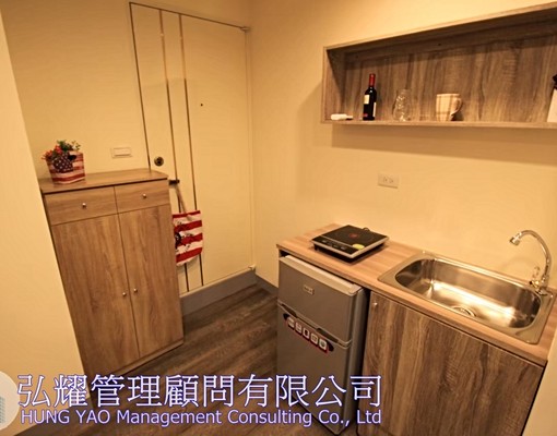 捷運新補站~精美裝潢家具家電之陽台套房 - Image 2