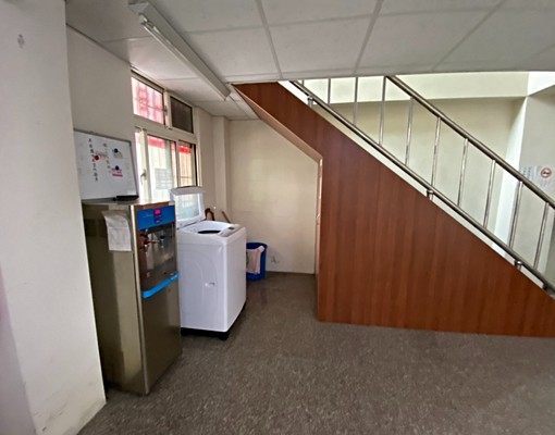 近彰基.民族商圈.寶雅美套房！ - Image 8