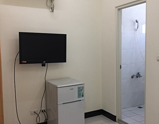 民權路套房出租 - Image 2