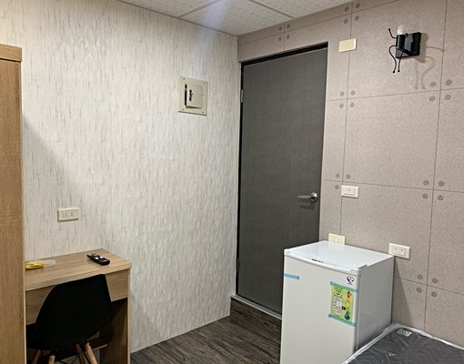 德賢商圈設計師套房 - Image 2