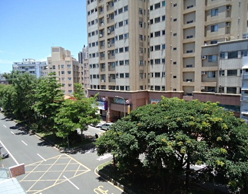 近園區採光通風套房/垃圾處理 - Image 10