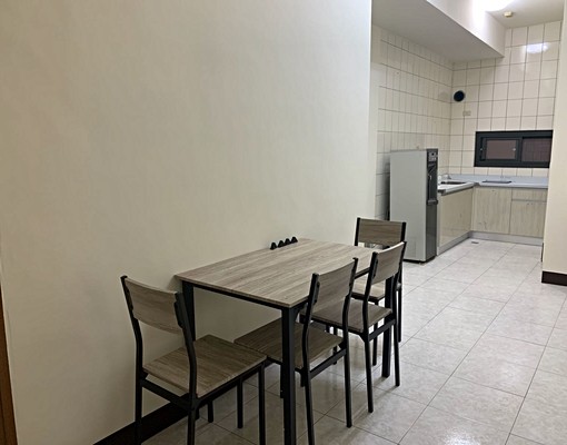 德民路上臨海科大、加工區獨立套房 - Image 1