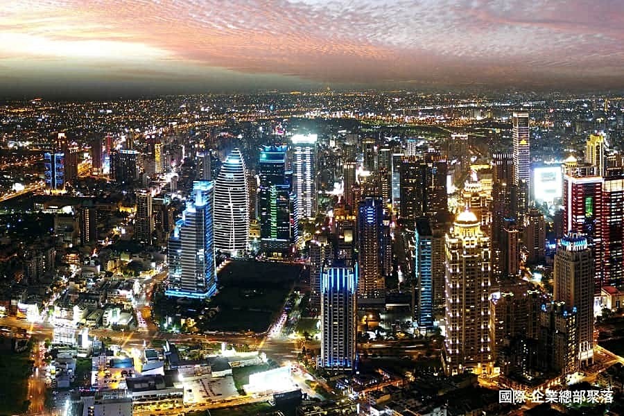 國際-企業總部聚落