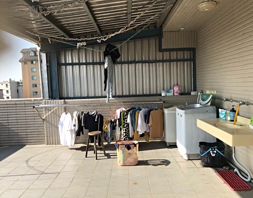 近中科院陸總龍中雙八角窗有停車位大套房 - Image 4