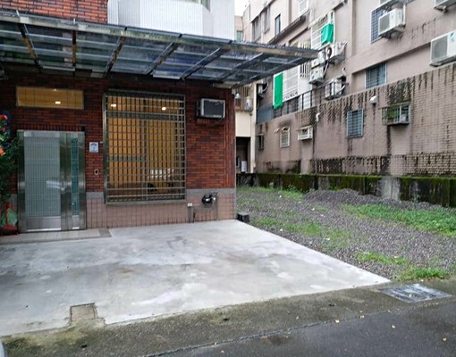 全新裝潢獨立套房 - Image 1