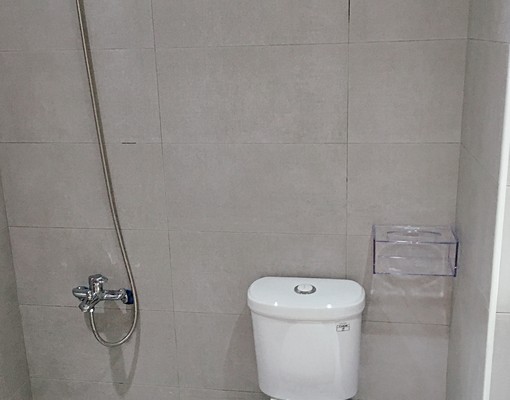 綜合體育場旁電梯套房獨立門牌 - Image 5